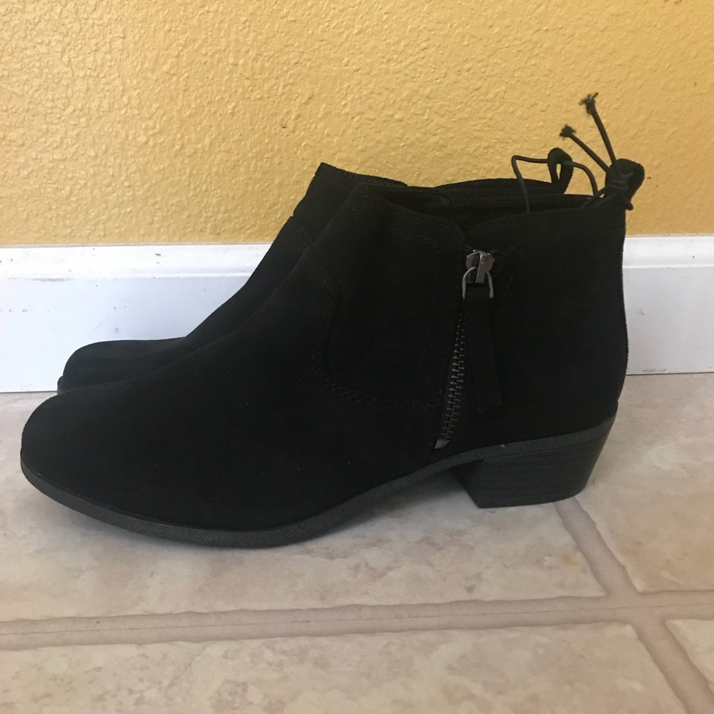 Arizona black zip up booties